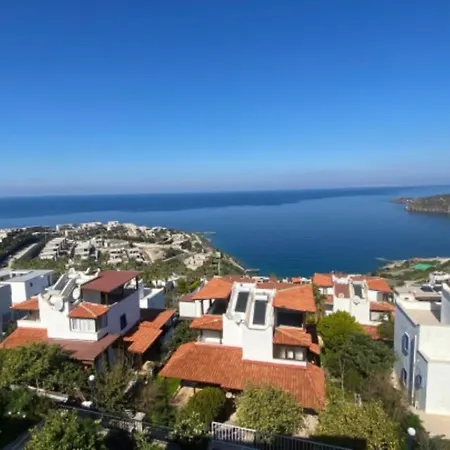 Apartment Yalikavakta Muhtesem Deniz Manzarali Bahceli